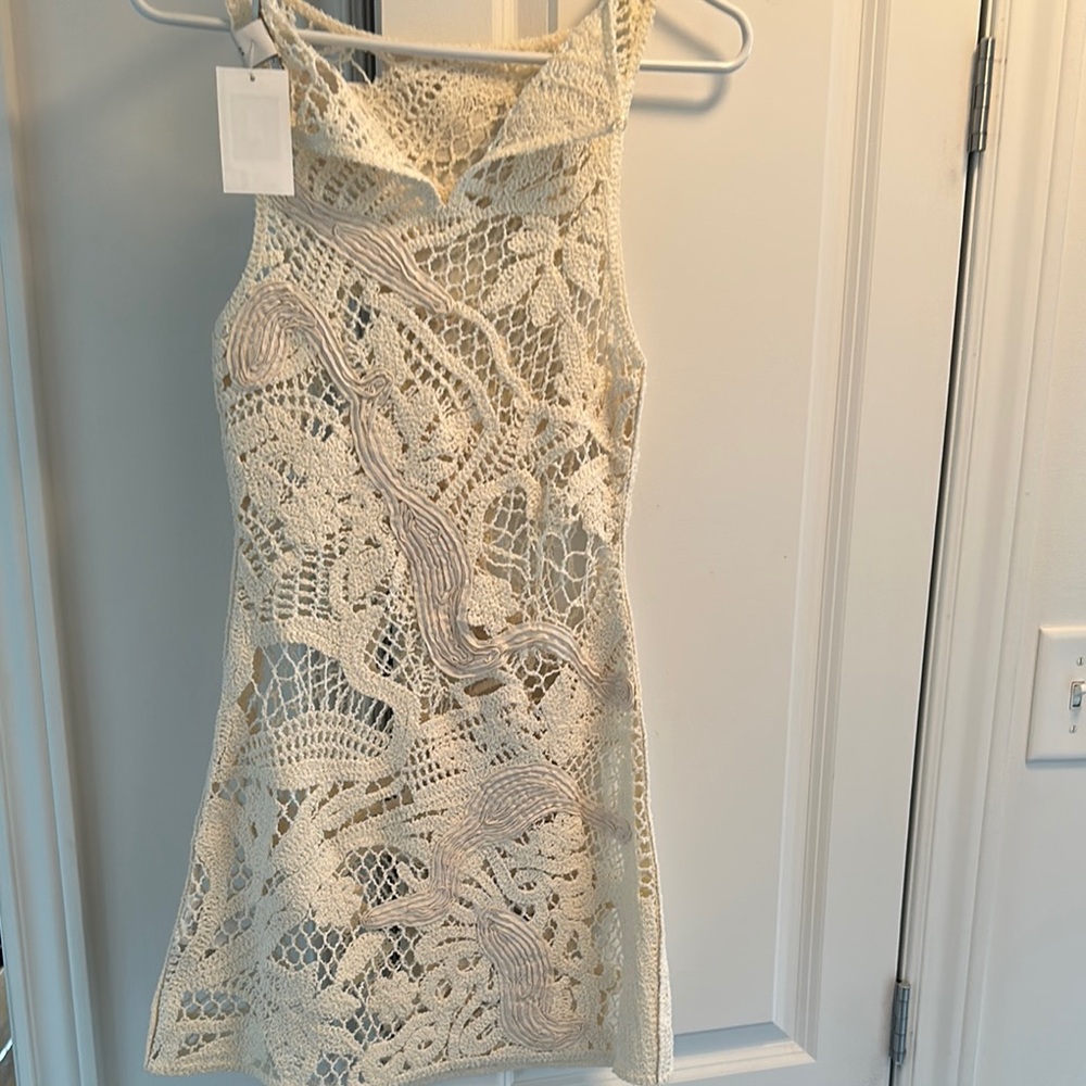 NWT Elegant Cream Lace Dress - Picture 7 of 12